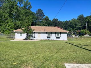 2875 Carriage Lane, Atlanta, GA 30349