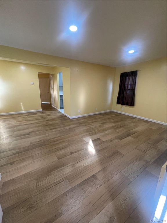 2585 Beach Drive 1st Floor, Merrick, NY 11566