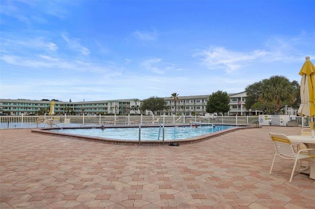 1900 59TH AVENUE N 209, St Petersburg, FL 33714