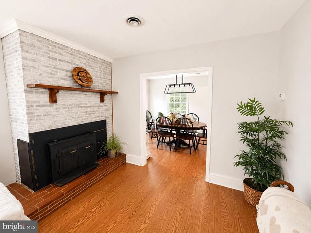 108 MARTIN ST, Bowling Green, VA 22427