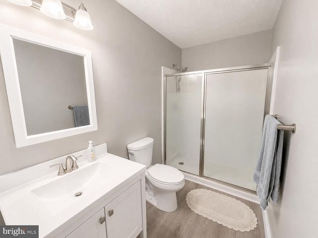108 MARTIN ST, Bowling Green, VA 22427