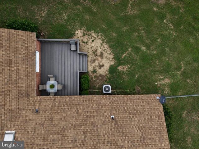108 MARTIN ST, Bowling Green, VA 22427
