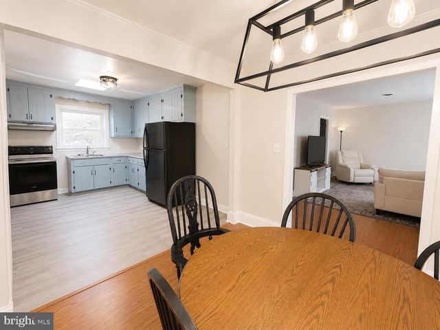 108 MARTIN ST, Bowling Green, VA 22427