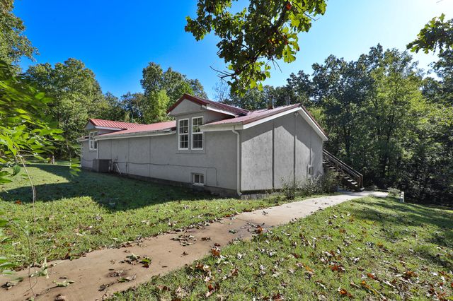 8 Dallion Ford Lane, Buffalo, MO 65622