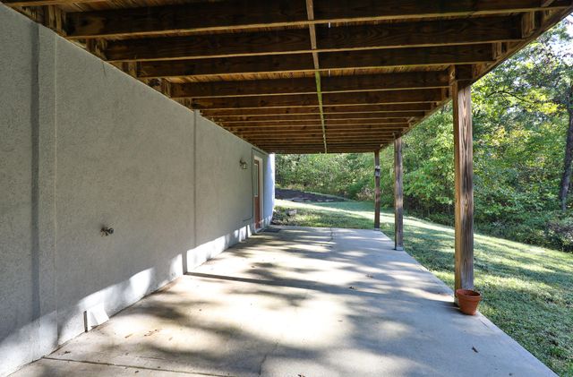 8 Dallion Ford Lane, Buffalo, MO 65622