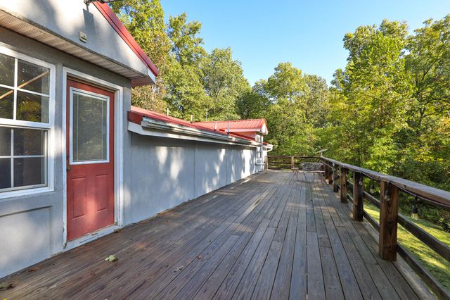 8 Dallion Ford Lane, Buffalo, MO 65622