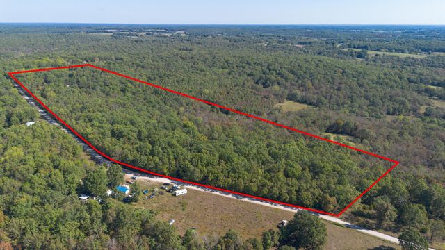 8 Dallion Ford Lane, Buffalo, MO 65622