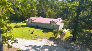 8 Dallion Ford Lane, Buffalo, MO 65622