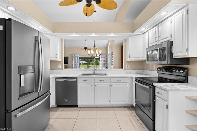 6588 Ilex CIR, Naples, FL 34109
