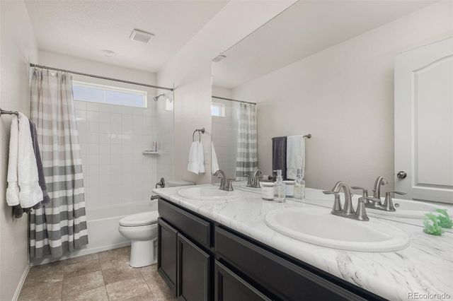 19255 W 84th Place, Arvada, CO 80007