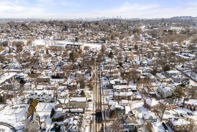 298 Cabot 298, Newton, MA 02460