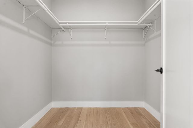 298 Cabot 298, Newton, MA 02460