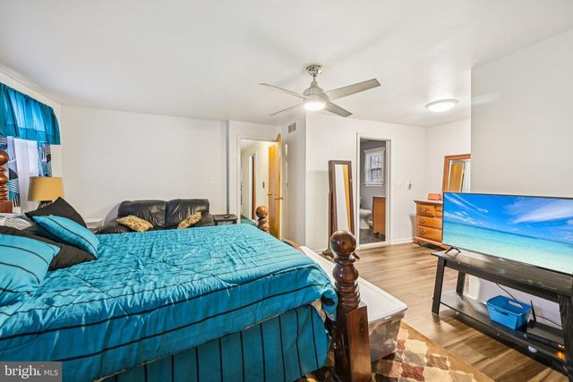 1129 OLD COOCHS BRIDGE RD, Newark, DE 19713