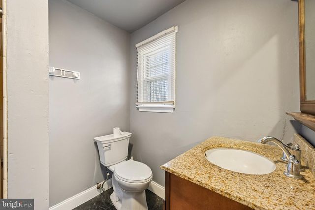 1129 OLD COOCHS BRIDGE RD, Newark, DE 19713