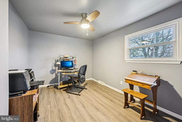 1129 OLD COOCHS BRIDGE RD, Newark, DE 19713