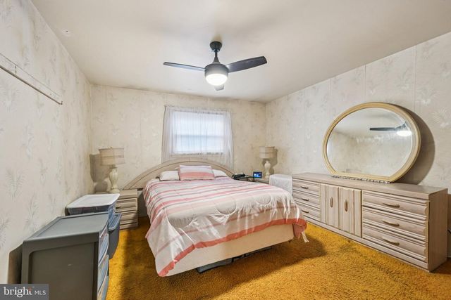 1129 OLD COOCHS BRIDGE RD, Newark, DE 19713