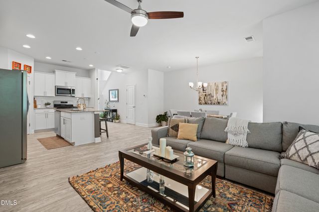 1007 Apogee Drive, Durham, NC 27713