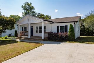 331 Camilla SW Circle, Mableton, GA 30126
