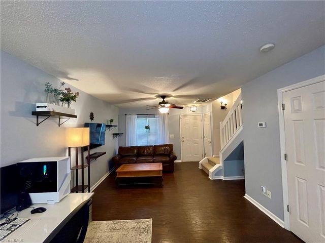 3130 Manchester Avenue, Winston-salem, NC 27103
