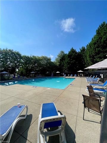 3130 Manchester Avenue, Winston-salem, NC 27103