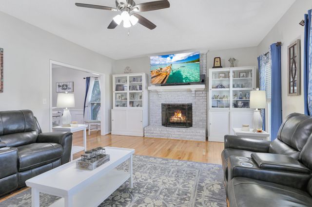 1109 Hollybrooke Drive, Moncks Corner, SC 29461