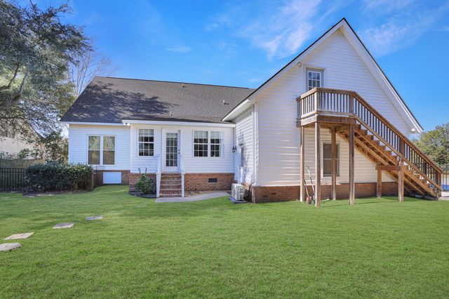 1109 Hollybrooke Drive, Moncks Corner, SC 29461