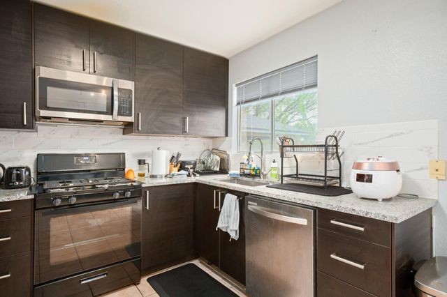 13803 Randalstone DR, Pflugerville, TX 78660