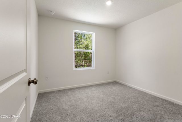 4105 Pinehurst Avenue, Chipley, FL 32428