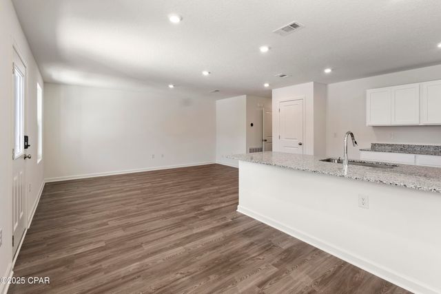 4105 Pinehurst Avenue, Chipley, FL 32428