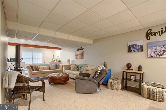 328 E MEADOW DRIVE, Mechanicsburg, PA 17055