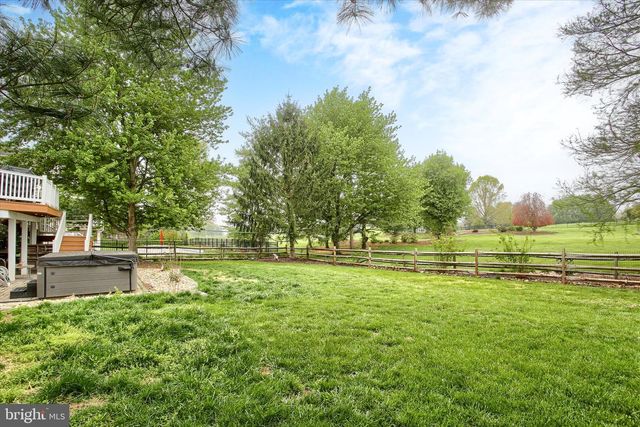 328 E MEADOW DRIVE, Mechanicsburg, PA 17055