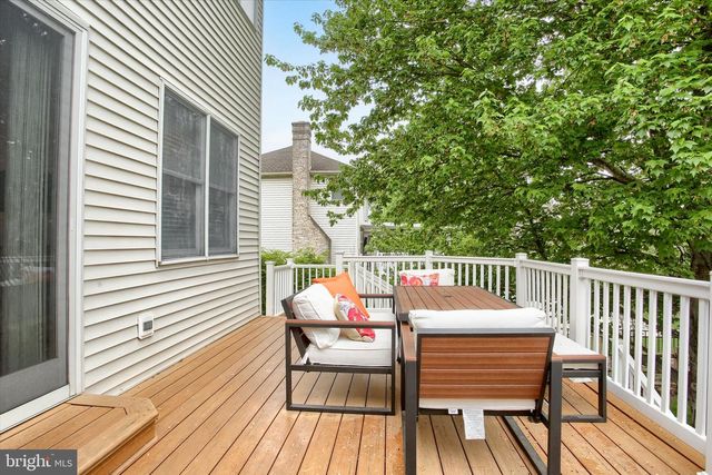 328 E MEADOW DRIVE, Mechanicsburg, PA 17055