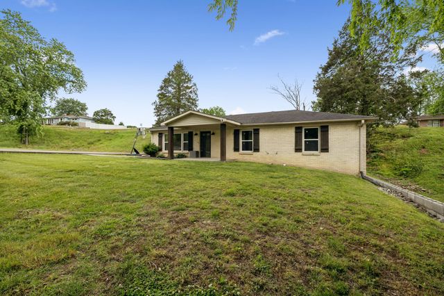 514 College Ave, E, Carthage, TN 37030