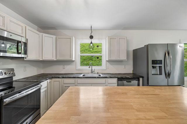 514 College Ave, E, Carthage, TN 37030