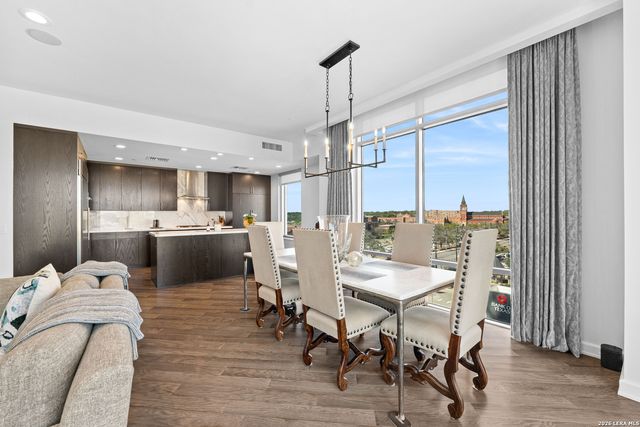 4242 Broadway Apt 606, San Antonio, TX 78209