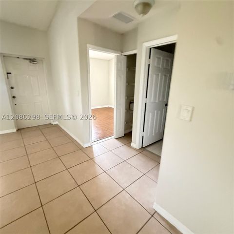 22831 SW 88th Pl 303, Cutler Bay, FL 33190