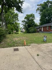 2310 Seifried St, Nashville, TN 37208