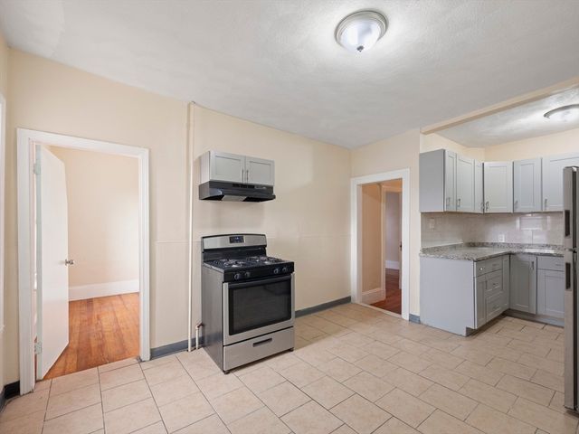 75 Bellingham St 1, Chelsea, MA 02150