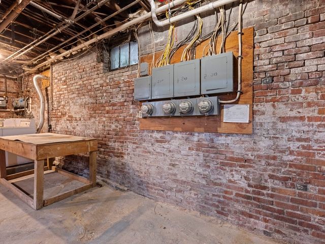 75 Bellingham St 1, Chelsea, MA 02150