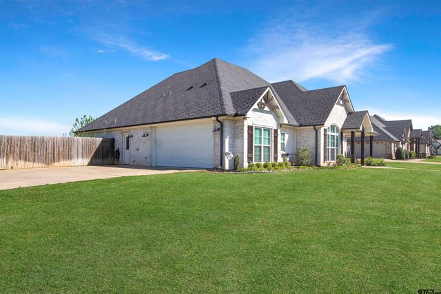 429 Coventry St, Bullard, TX 75757
