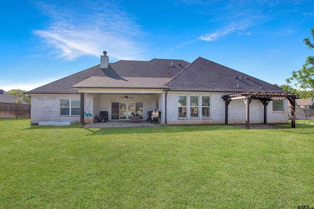 429 Coventry St, Bullard, TX 75757