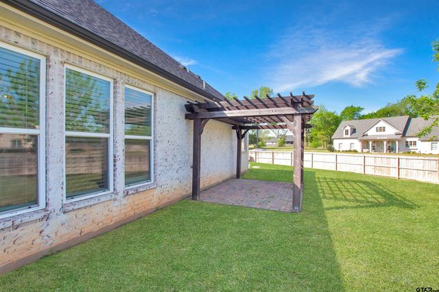 429 Coventry St, Bullard, TX 75757