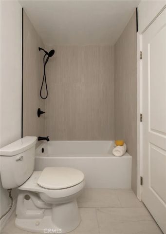 20134 Leadwell 307, Winnetka, CA 91306