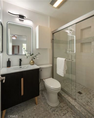20134 Leadwell 307, Winnetka, CA 91306