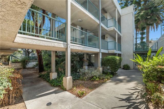 20134 Leadwell 307, Winnetka, CA 91306
