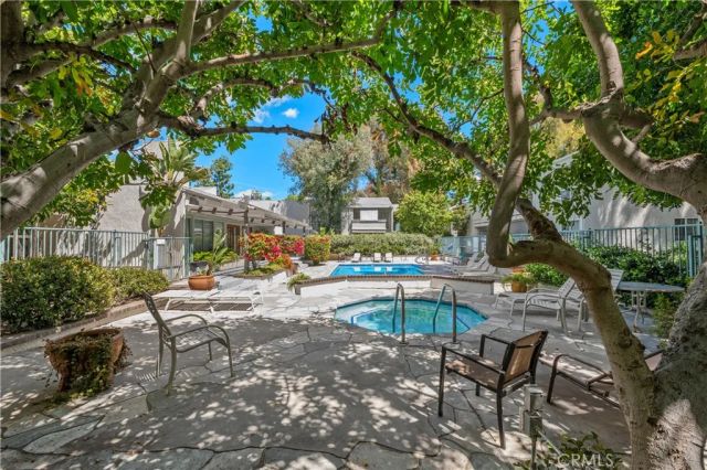 20134 Leadwell 307, Winnetka, CA 91306