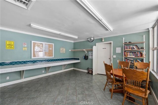 20134 Leadwell 307, Winnetka, CA 91306