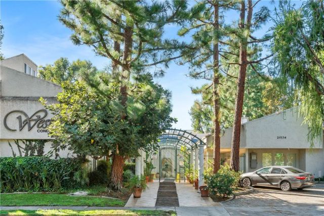 20134 Leadwell 307, Winnetka, CA 91306