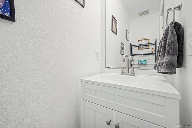 6708 S Holland Way, Littleton, CO 80128