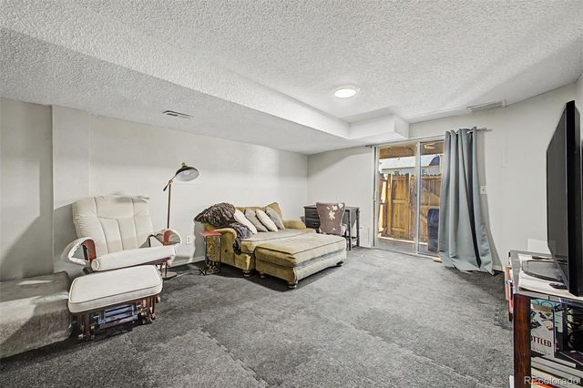 6708 S Holland Way, Littleton, CO 80128